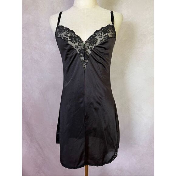 Maidenform Other - Vintage Maidenform Lingerie